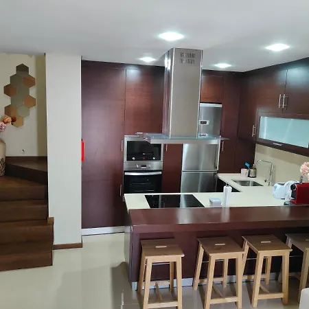 Casinha Da * Arouca